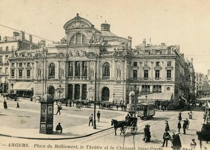 Апартаменты Exceptionnel !! Loft Patrimonial Coeur D *